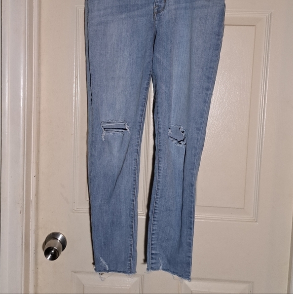 Time and true distressed jeans size 10 - Picture 7 of 7